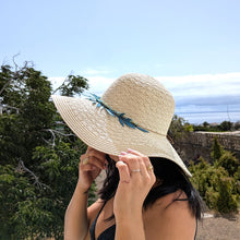🌊 Sombrero “Brisa Marina” – Frescura, luz y detalles únicos
