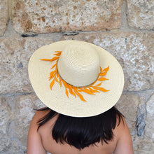 🌞 Sombrero “Solsticio” – Elegancia Natural con Toque Dorado
